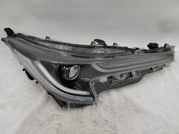 Thumbnail: TOYOTA COROLLA E21 LEVIN 2019-2021 LENS LED R.H.S HEADLIGHT ASSEMBLY
