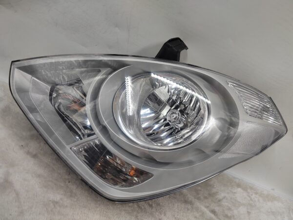 Thumbnail: HYUNDAI IMAX TQ-W 2007-2017 HALOGEN L.H.S HEADLIGHT ASSEMBLY
