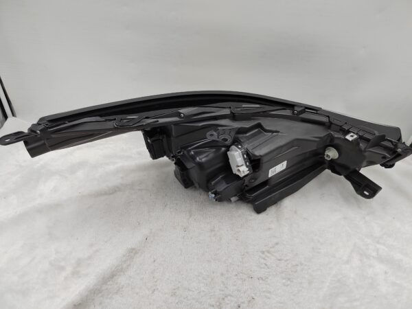 Thumbnail: TOYOTA KLUGER 2020-2023 LED L.H.S HEADLIGHT ASSEMBLY
