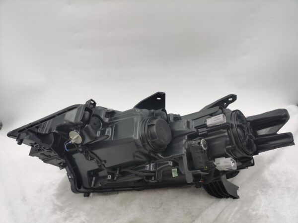 Thumbnail: MITSUBISHI OUTLANDER 2016-2020 HALOGEN R.H.S HEADLIGHT ASSEMBLY