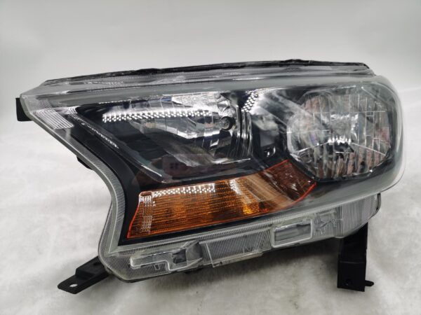 FORD EVEREST RANGER 2015-2019 HALOGEN L.H.S HEADLIGHT ASSEMBLY