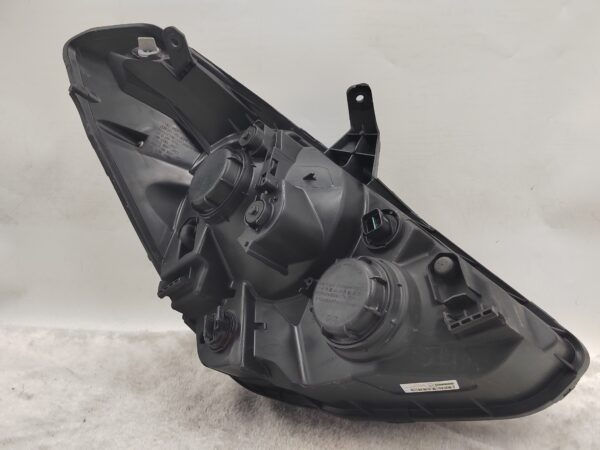 Thumbnail: HYUNDAI IMAX TQ-W 2007-2017 HALOGEN L.H.S HEADLIGHT ASSEMBLY