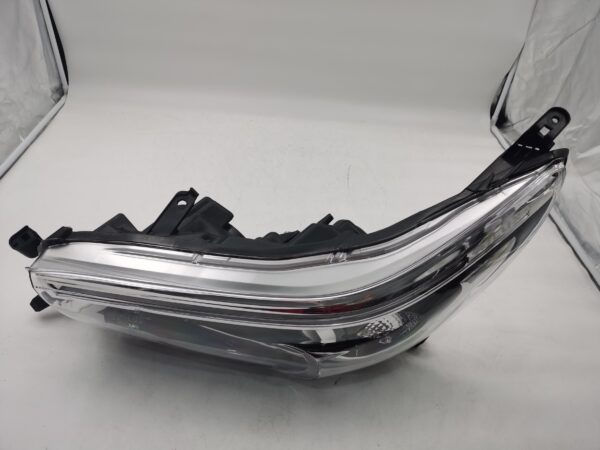 Thumbnail: TOYOTA HILUX REVO 2015-2019 LED L.H.S HEADLIGHT ASSEMBLY