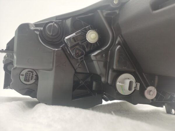 Thumbnail: HONDA CIVIC VTI-LX 2016-2021 LED R.H.S HEADLIGHT ASSEMBLY