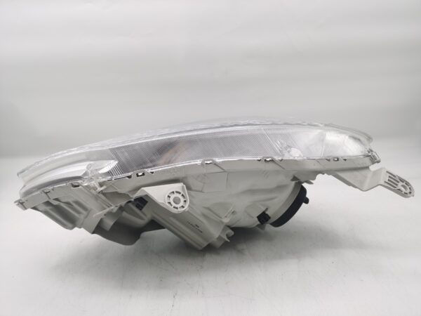 Thumbnail: ISUZU D-MAX 2012-2015 HALOGEN R.H.S HEADLIGHT ASSEMBLY