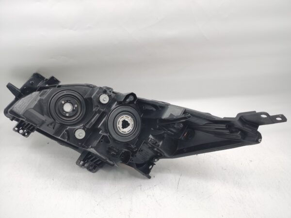 Thumbnail: MAZDA 3 2010-2013 HALOGEN R.H.S HEADLIGHT ASSEMBLY