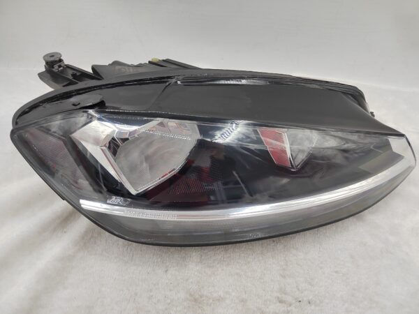 Thumbnail: VOLKSWAGEN GOLF 2017-2019 HALOGEN R.H.S HEADLIGHT ASSEMBLY