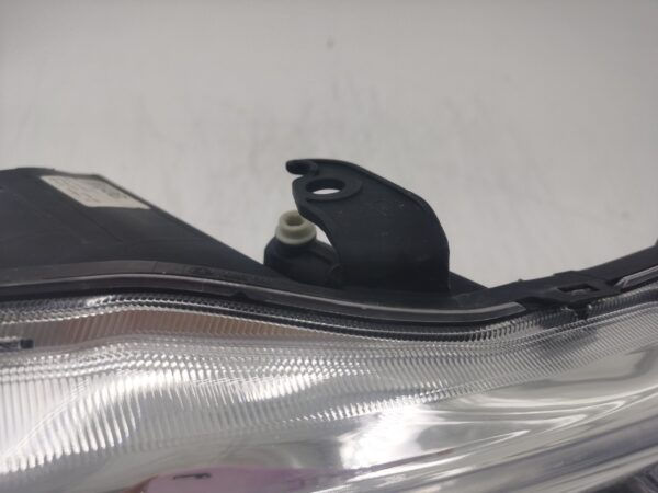 Thumbnail: TOYOTA COROLLA AURIS NZE181H 2012-2014 HALOGEN R.H.S HEADLIGHT ASSEMBLY