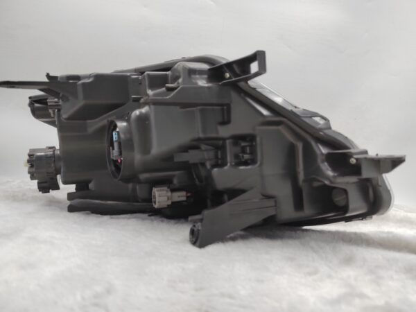 Thumbnail: NISSAN X-TRAIL 2014-2016 HALOGEN L.H.S HEADLIGHT ASSEMBLY