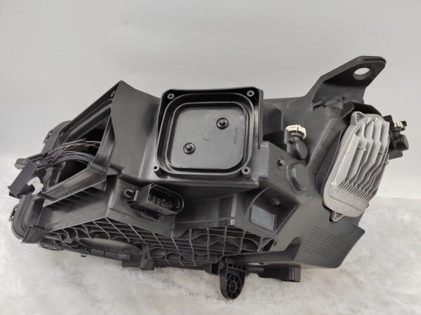 Thumbnail: MERCEDES-BENZ�GLC-CLASS W253 2015-2018 LED R.H.S HEADLIGHT ASSEMBLY