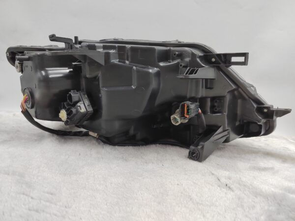 Thumbnail: NISSAN X-TRAIL 2014-2016 LED L.H.S HEADLIGHT ASSEMBLY
