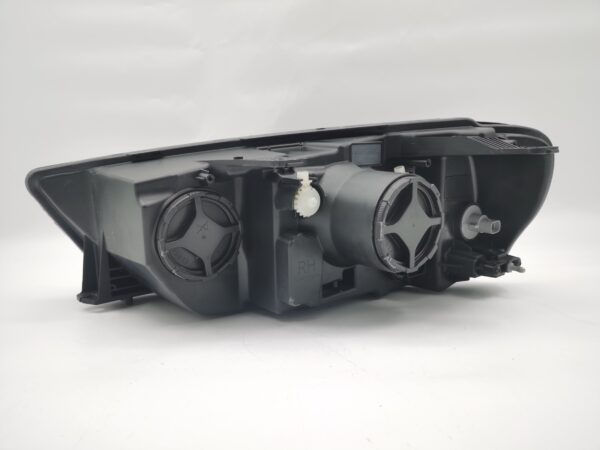 Thumbnail: HOLDEN CAPTIVA 2016-2021 HALOGEN R.H.S HEADLIGHT ASSEMBLY