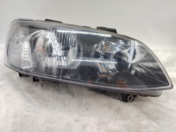 Thumbnail: HOLDEN COMMODORE VE II SV6 2011-2012 HALOGEN R.H.S HEADLIGHT ASSEMBLY