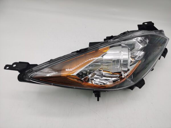 Thumbnail: MAZDA 3 2010-2013 HALOGEN R.H.S HEADLIGHT ASSEMBLY