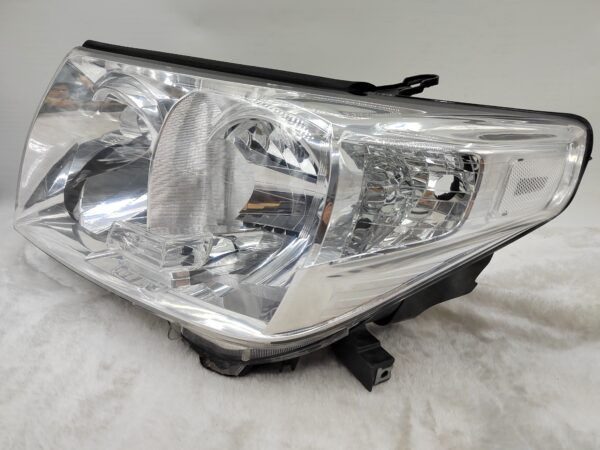 Thumbnail: TOYOTA LANDCRUISER 200 SERIES URJ202R 2009-2015 HALOGEN L.H.S HEADLIGHT ASSEMBLY