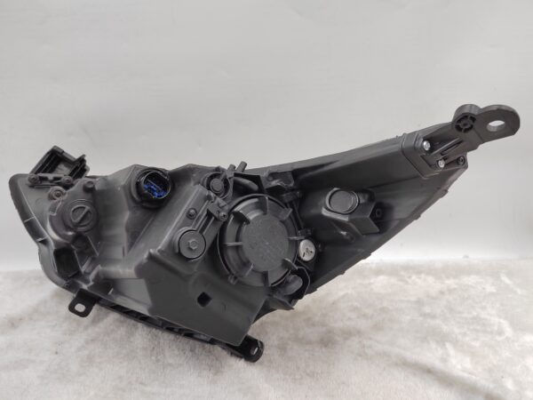 Thumbnail: HYUNDAI ACCENT RB 2015-2017 HALOGEN R.H.S HEADLIGHT ASSEMBLY