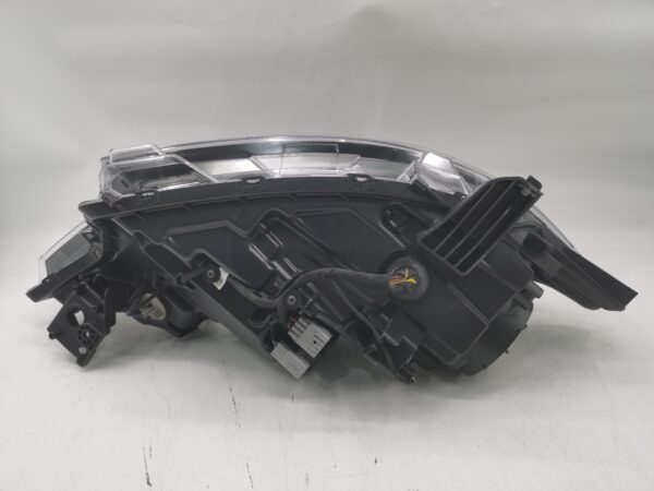 MITSUBISHI OUTLANDER 2016-2020 HALOGEN L.H.S HEADLIGHT ASSEMBLY