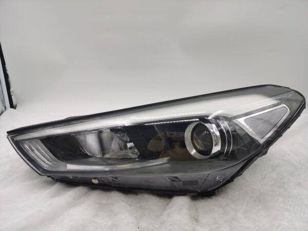 Thumbnail: HYUNDAI TUCSON XG 2015-2017 HALOGEN L.H.S HEADLIGHT ASSEMBLY