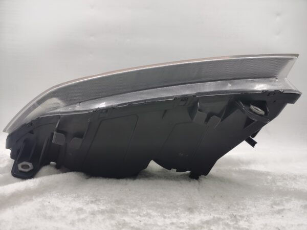 Thumbnail: HOLDEN COMMODORE SV6 VE 2007-2010 HALOGEN R.H.S HEADLIGHT ASSEMBLY