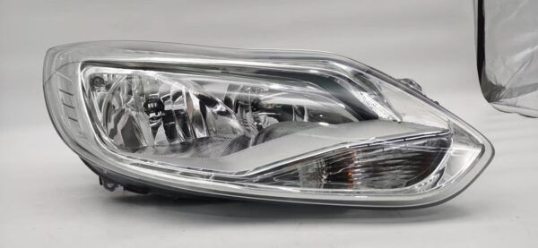 Thumbnail: FORD FOCUS 2012-2014 R.H.S HEADLIGHT ASSEMBLY