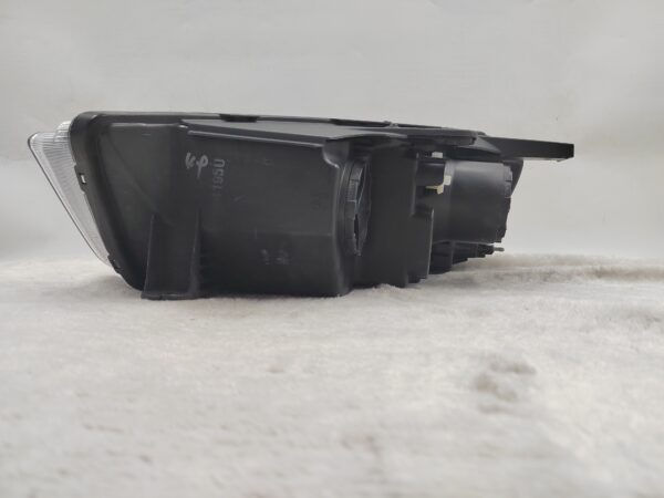 Thumbnail: HOLDEN CAPTIVA 2016-2021 HALOGEN R.H.S HEADLIGHT ASSEMBLY