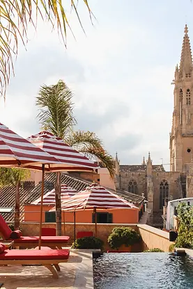 Hotel-Cappuccino-rooftop-pool.webp