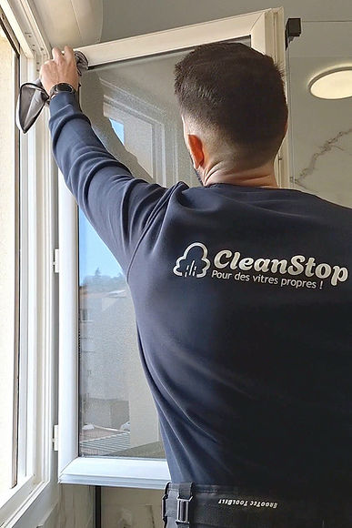 laveur de vitres à domicile aix-en-provence et alentours