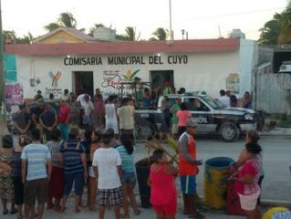 YUCATECOS PIDEN EXPULSAR A SUPUESTA BRUJA QUE LLEGÓ DEL MAR