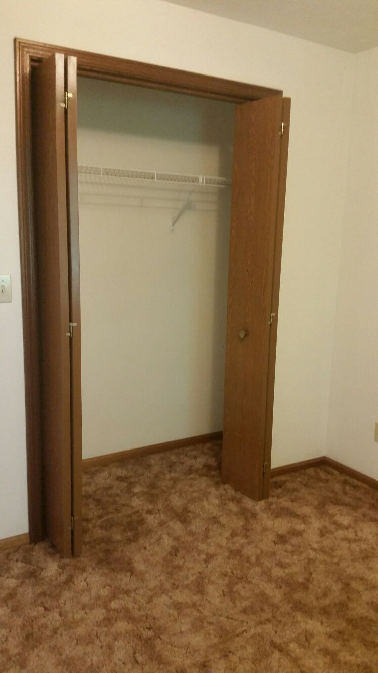 Thumbnail: 227 S 4th Apt C Byesville