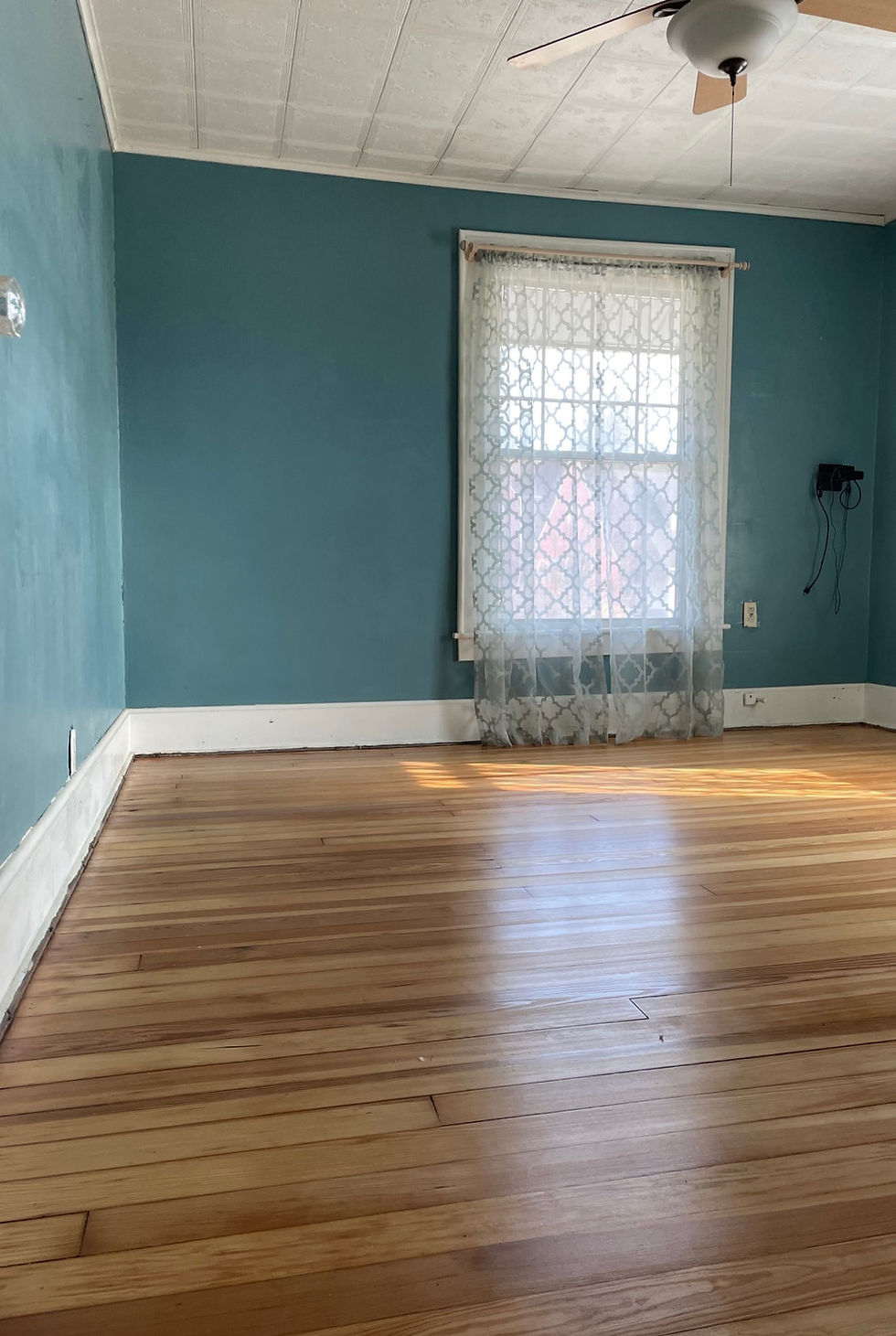 Thumbnail: 727 Oakland House Cambridge Ohio 43725sooner