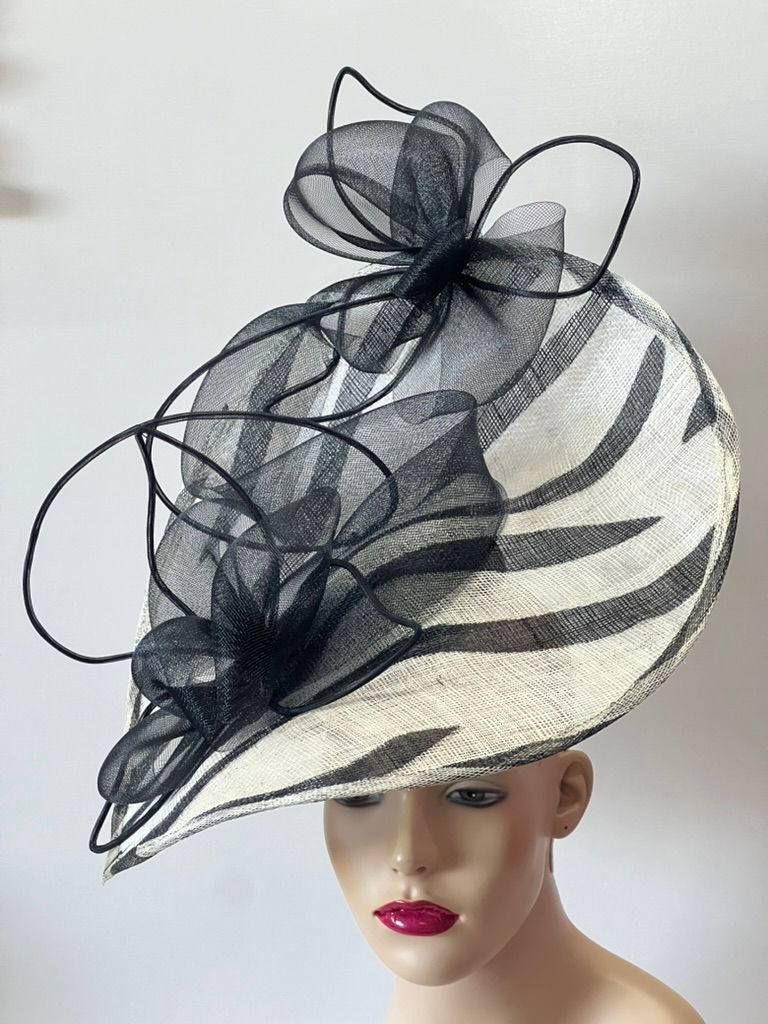Thumbnail: Cream & Black Print Hat