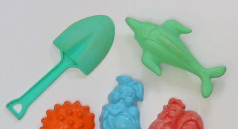 Miniature : Lots petits jouets de plage rétro