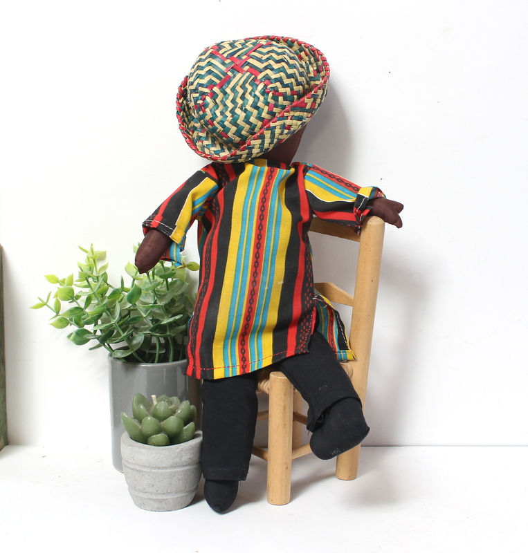 Miniature : Poupée traditionnelle de Madagascar