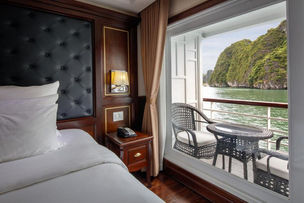 Choosing Halong Bay One Night Cruise or Two Nights Cruise?