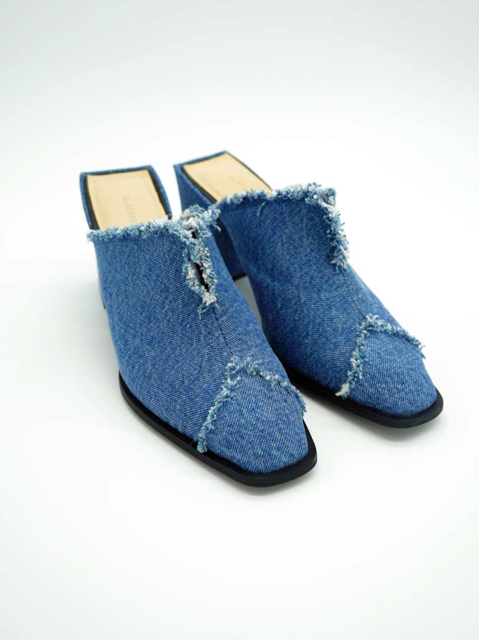 サムネイル： Slit Mule <Blue>