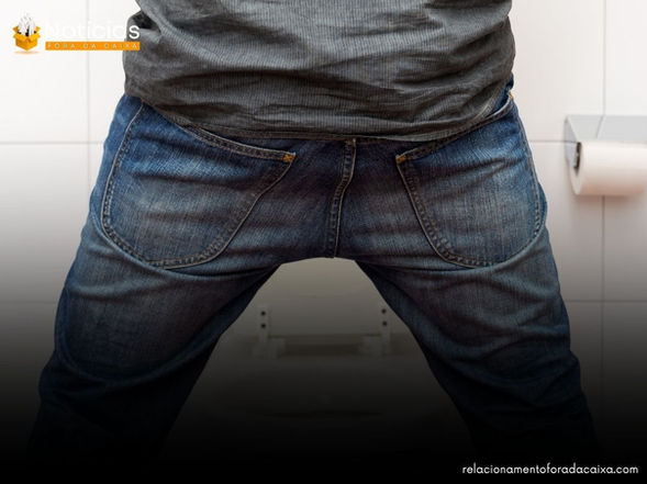 Sacudir não resolve? Por que algumas gotas de urina aparecem na cueca depois que o homem já saiu do banheiro