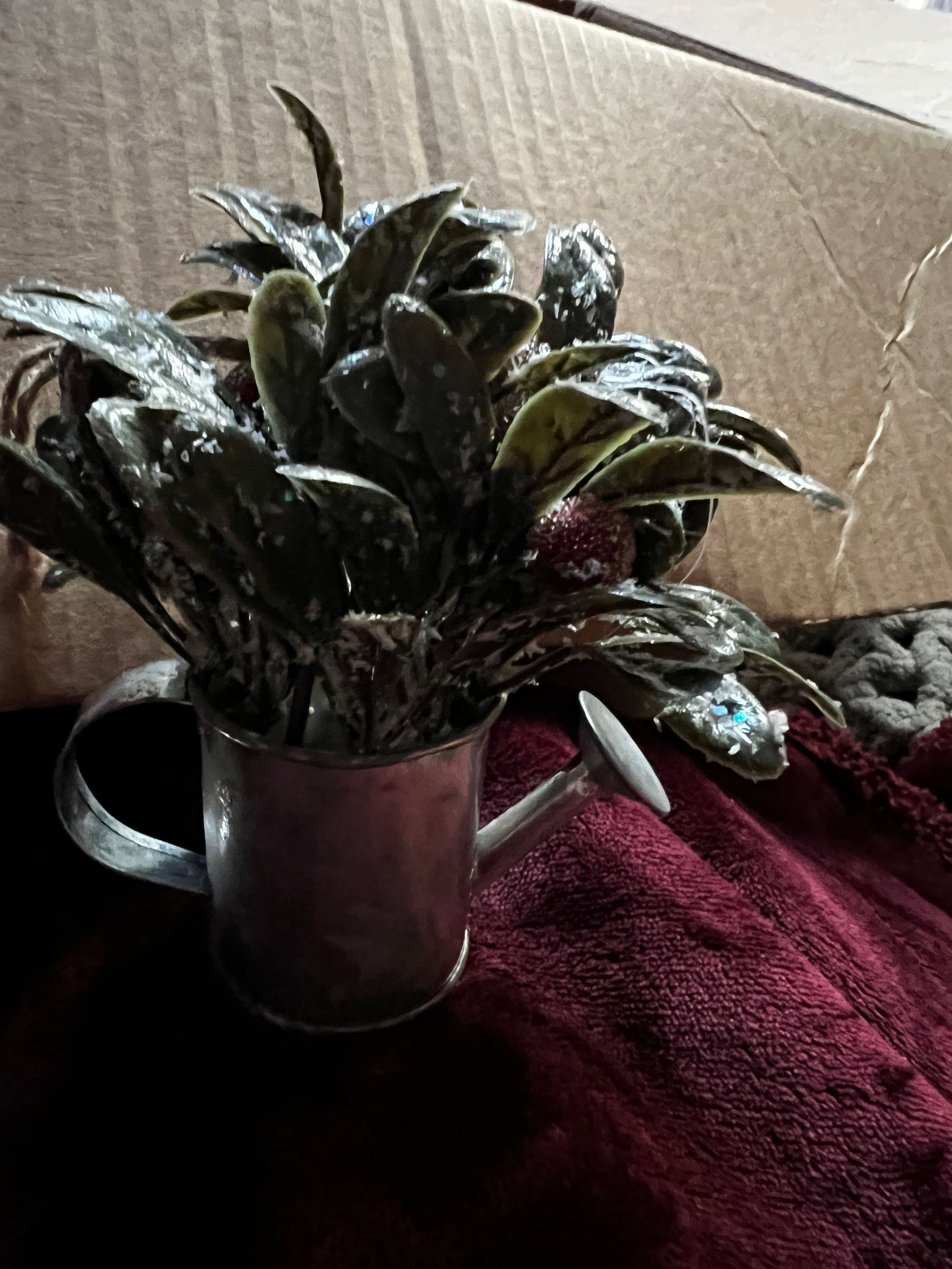 Little plant ornament 
