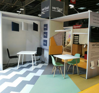 Stand modular vertisol con arco y soporte TV