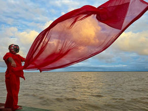 Estudantes de escola pública de Macapá participam de debate sobre raça e gênero com performances