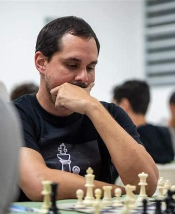 Writer: Pedro J. Velรกzquez Rivera