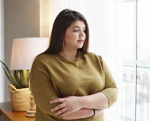 people-lifestyle-body-positivity-concept-beautiful-young-brunette-female-with-extra-pounds