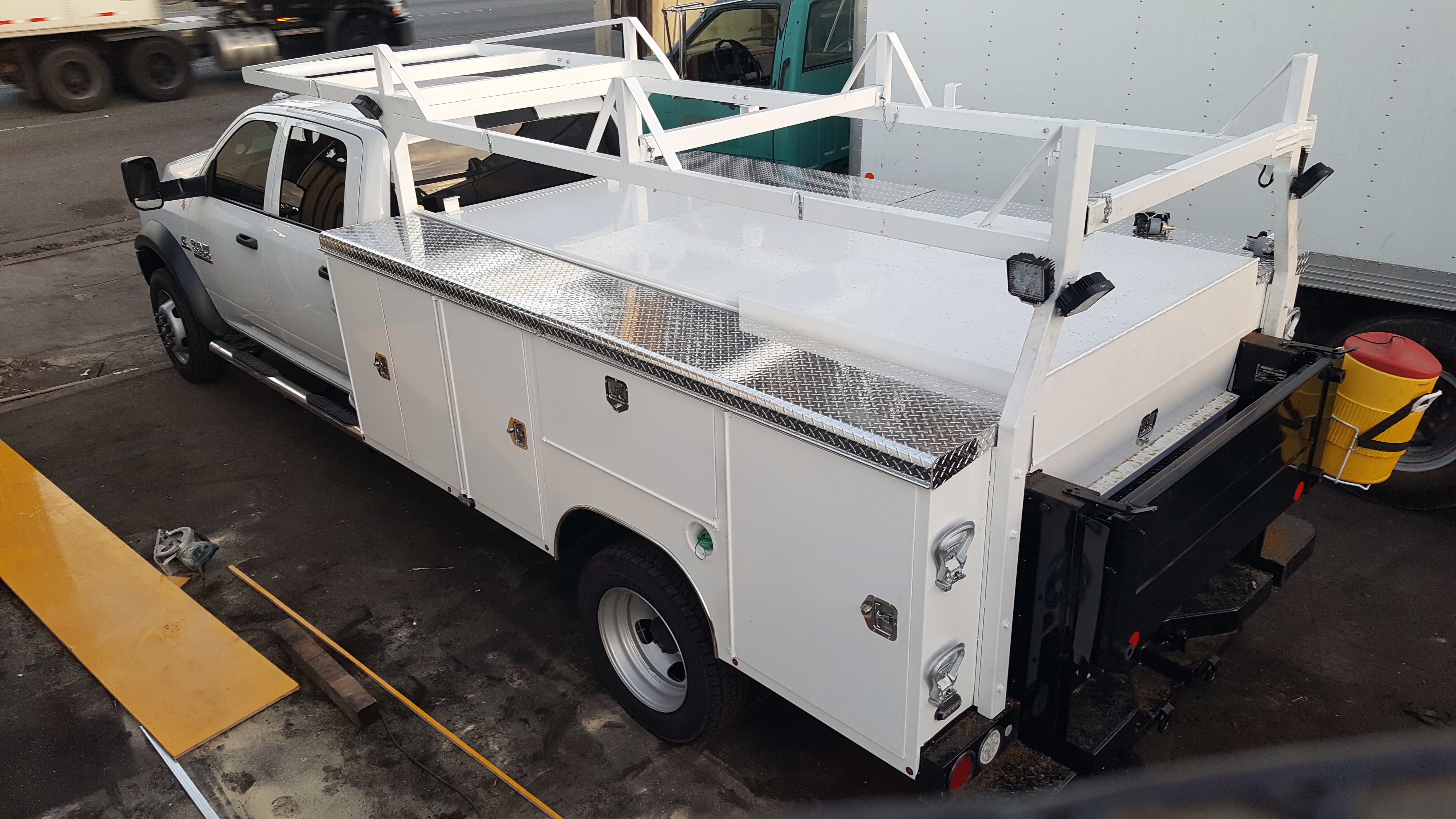 Utility Truck 3-3