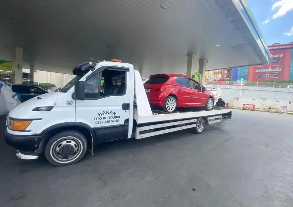 Arıza veren aracın oto kurtarma işlemi