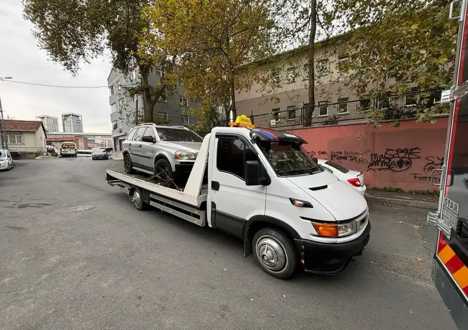 İstanbul şehir içi aracın oto kurtarma işlemi