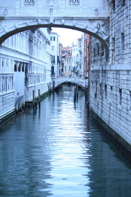 Early morning canal