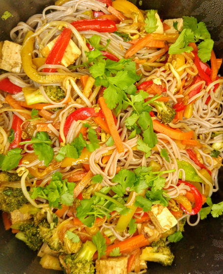 מוקפץ טופו וסובה