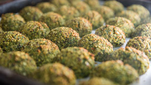 פלאפל ביתי הכי טעים וטחינות נפלאות