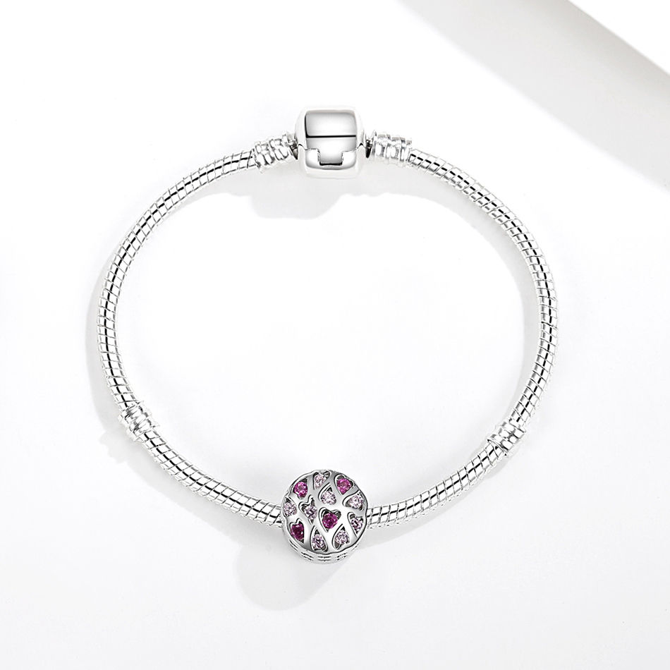 Thumbnail: Circle of hearts Charm