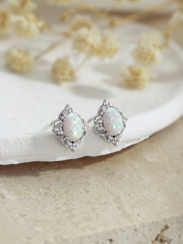 Thumbnail: Rombo Opalo Earrings 