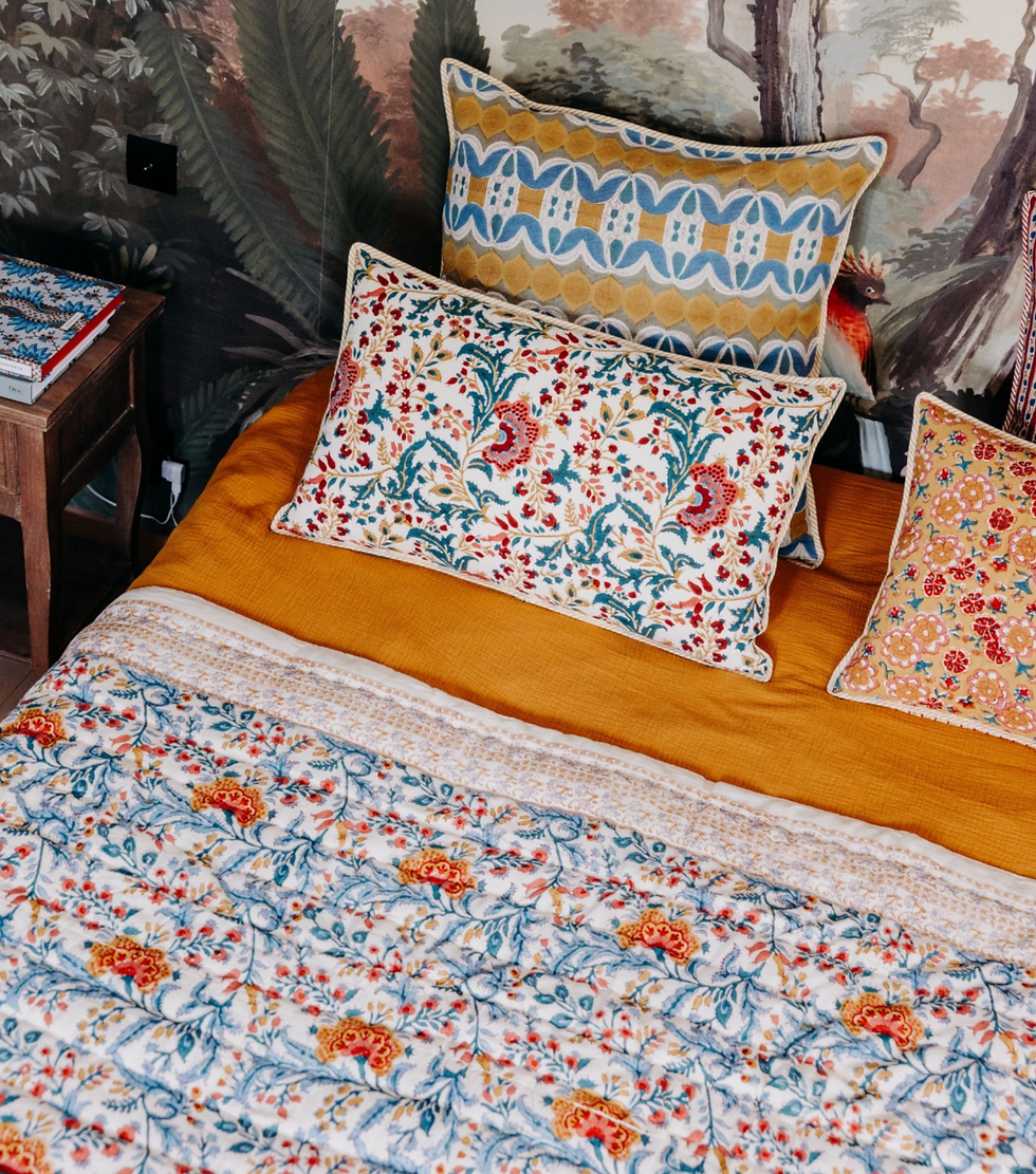 Miniature : Couvre lit matelassé indien 230x265 Jamini Design